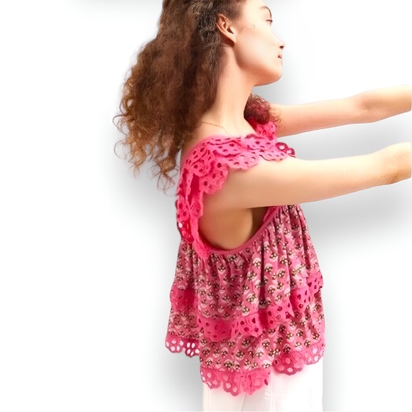 ANTHROPOLOGIE Let Me Be Layered Ruffle Tiered Pink Floral Eyelet Swing Top - Picture 11 of 17
